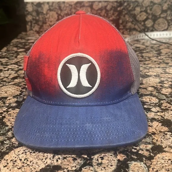 Hurley USA SnapBack *RARE* Hurley USA SnapBack *RARE* great condition. - Picture 3 of 6